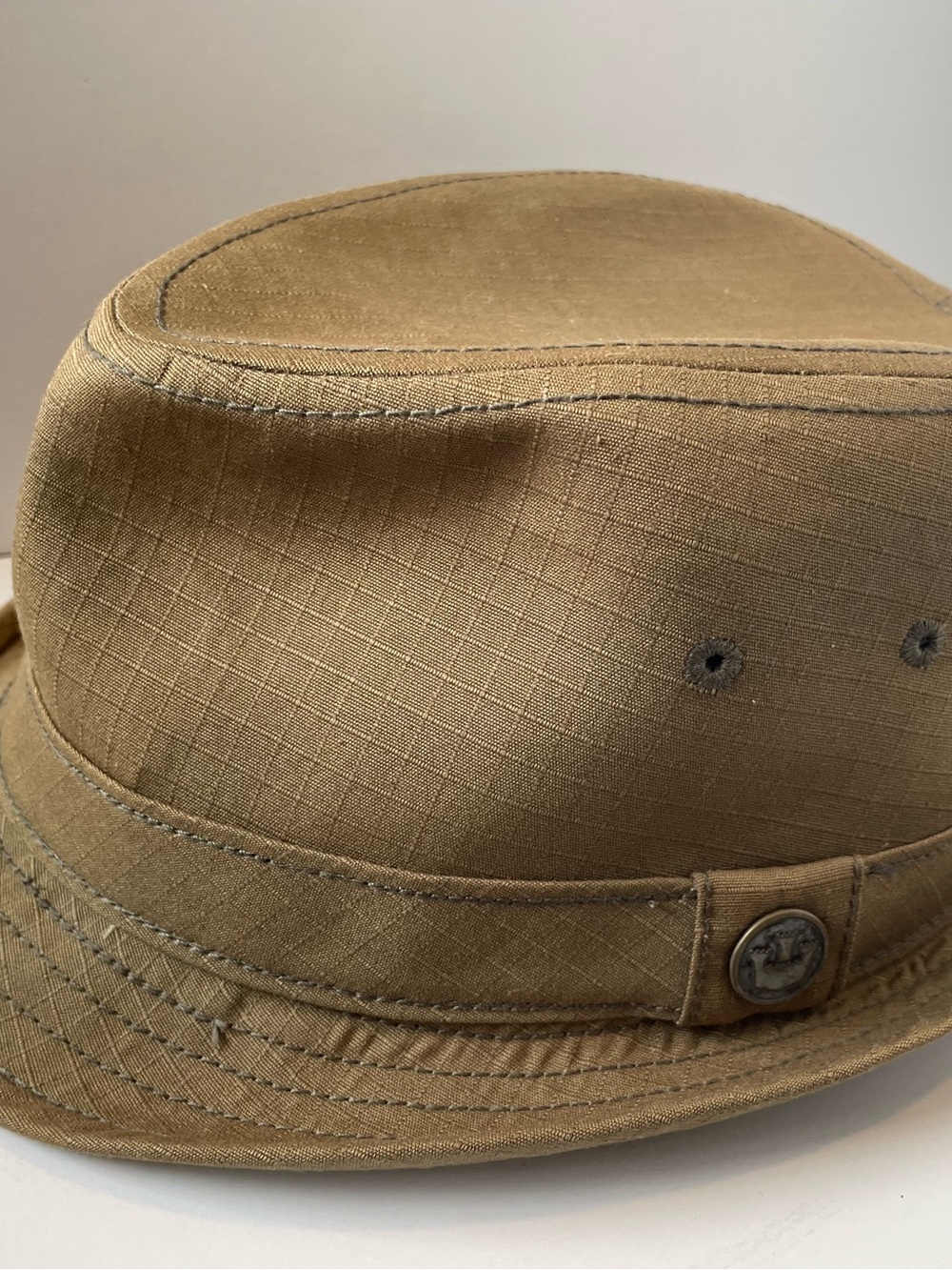 Goorin Bros 100-6036 Cotton Fedora Trilby Hat Medium Pin Up Girl San Francisco